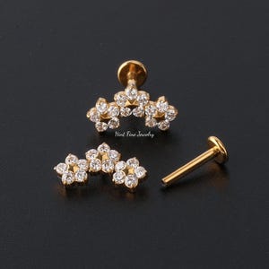 Labret trio de fleurs grimpantes à filetage interne G23 en titane 16G • clou tragus • boucles d'oreilles conques • clou cartilage hélicoïdal • clou labret à dos plat