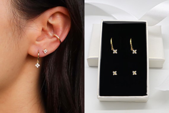 Round-Cut Diamond Clover Hoop Earrings 1/4 ct tw 10K Yellow Gold | Kay