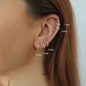 VENDU PAR PAIRE : 6 mm - 9 mm cz pavées d'or Huggie Hoop, créoles pavé d'argent cz, cerceaux de cartilage, câlins en diamant de tous les jours, cadeau pour elle