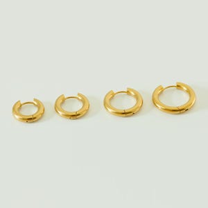 WaterProof-Thick Chuncky Gold Hoop Earrings, Waterproof anti-tarnish Gold Plated STAINLESS STEEL hoops, Tarnish Resistant
