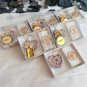 Soap and keychain, Rustic Wedding Favors, Personalized Macrame Keychain, Wedding favor for guest in Bulk, Boho keychain, Engagement Favors
