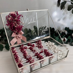 Floral Chocolate Box: Personalized Wedding & Engagement Favors