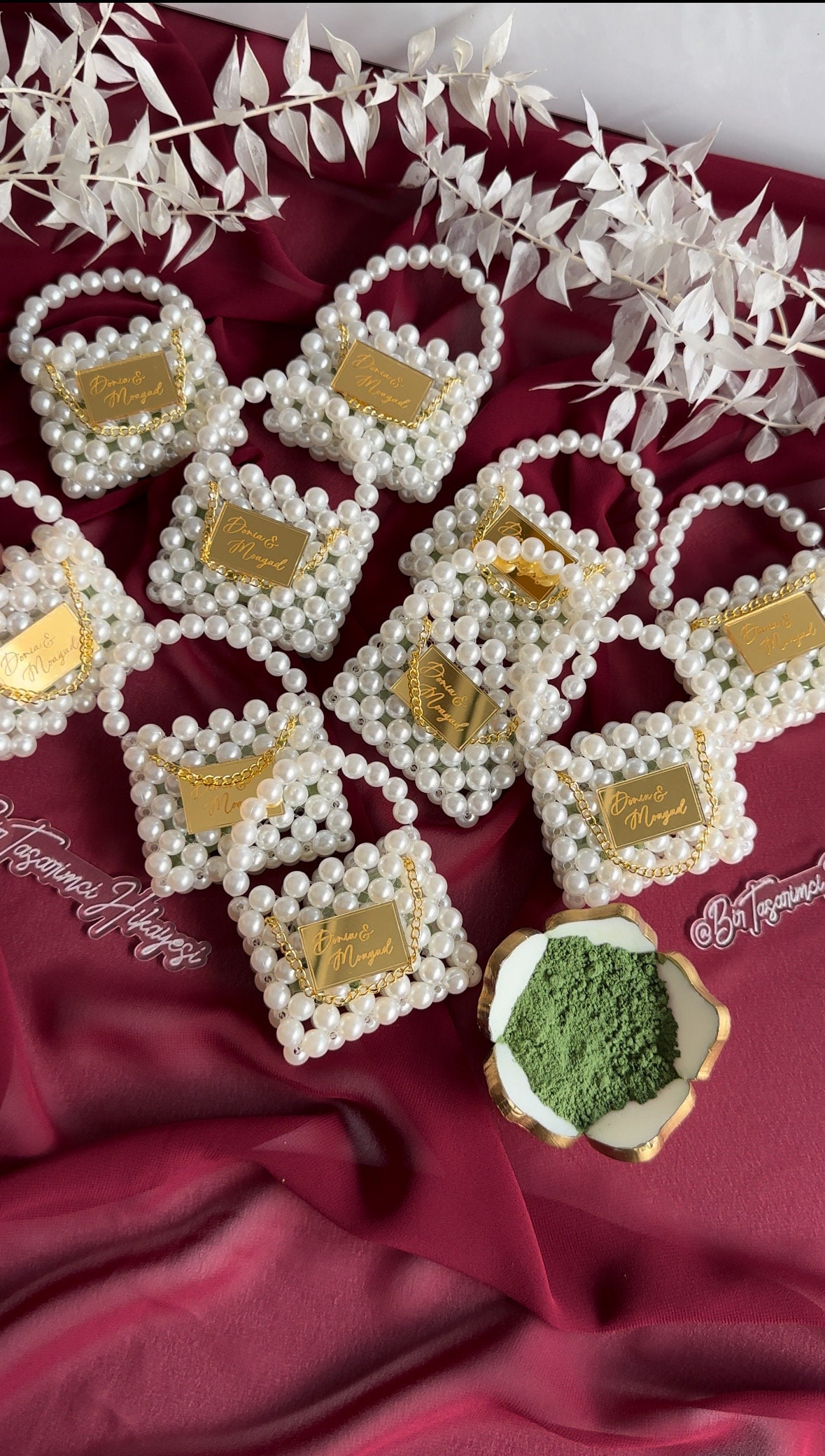 Mini Pearl Bag, Premium Wedding Gift, Personalized Community Gift, Chocolate or Henna in a Bag, Miniature Bag Keychain With Pearl Design