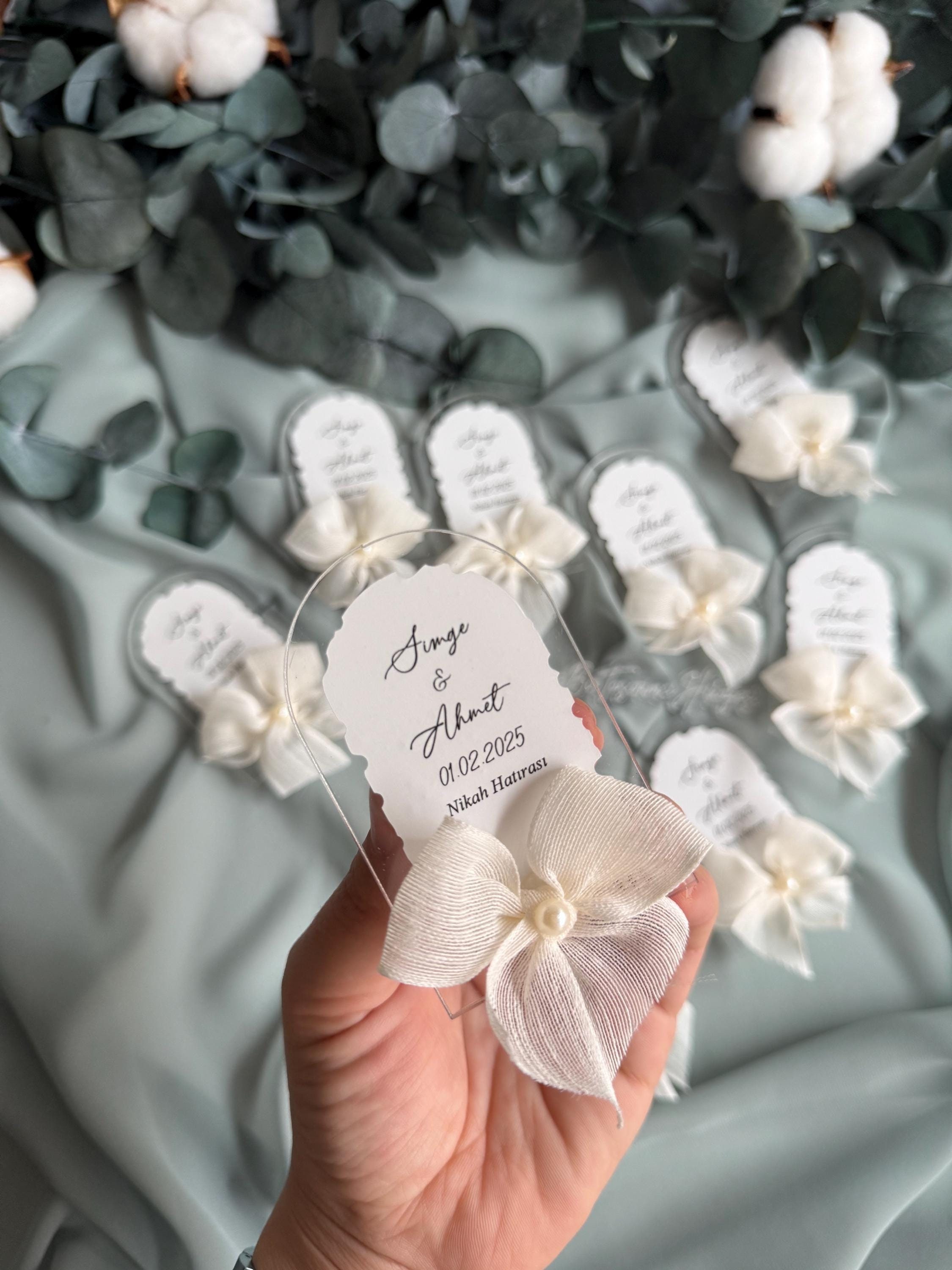 Bomboniera Personalizzata Per Cresima – Magnete In Plexiglass 60x80 Mm Con Astuccio E Confetti