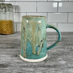 VPC044  14 oz. Green Drippy Mug
