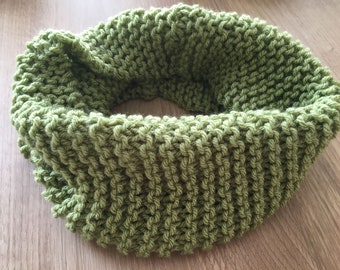 Chunky Hand Knitted Snood in Green