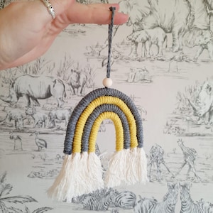 The Rainbow // Macrame Rainbow // Macrame hanger // Door Hanger // Window Hanger // Macrame // Home Decor // Rainbow