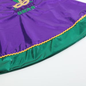 Robe Bishop violette avec appliqués Mardi Gras