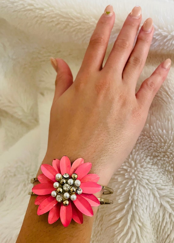 Vintage Enamel Daisy Flower Bracelet - Gerbera