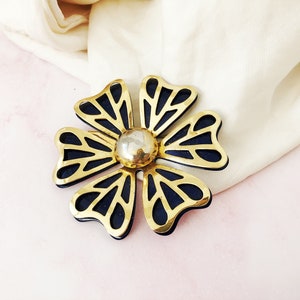 Vintage Atomic Flower Pin * Navy Blue & Gold Tone 1960s Mid Century Modern Enamel Floral Brooch * MOD Pop Art Pin