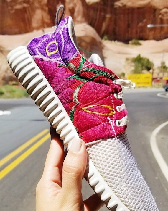 Adidas cheap embroidered shoes