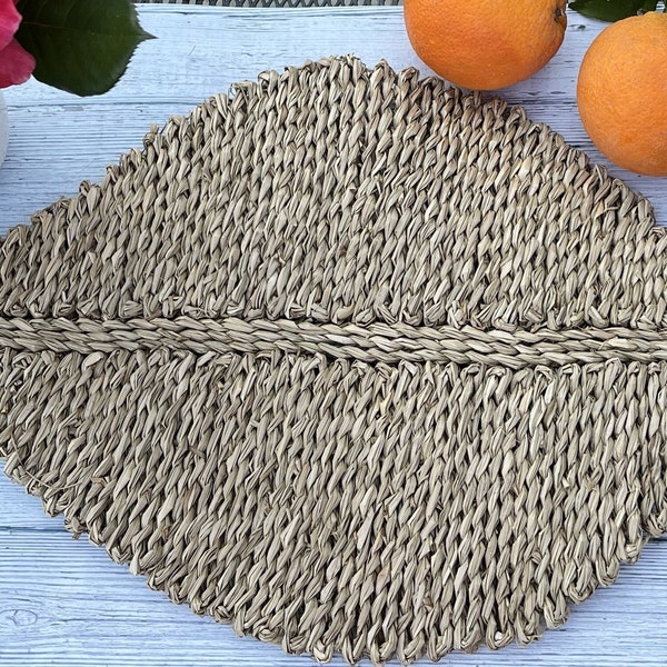 Leaf Placemats, Woven Placemats, Braided Straw Table Mats, Boho Placemats - Handmade, Natural, Seagrass, Wicker, Leaf Hanging Wall Decor