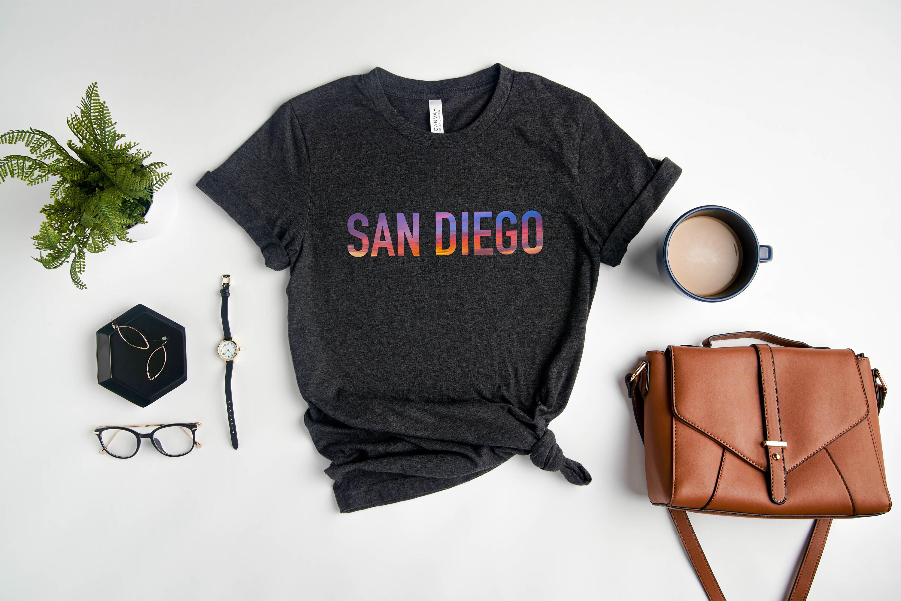 San Diego T-shirt // Sunset Graphic Tee // Comfortable Stylish | Etsy