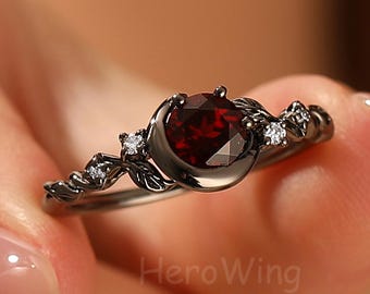 Jan Birthstone Garnet Wedding Ring Black Gold Jewelry for Lover 6MM Round Cut Natural Gothic Red Garnet Engagement Ring Black Moon Star Ring