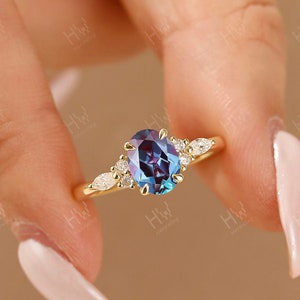 Alexandrite Ring Oval Alexandrite Engagement Ring Three Stone Design June Birthstone Ring Color Change Stone Promise Ring Anniversary Ring