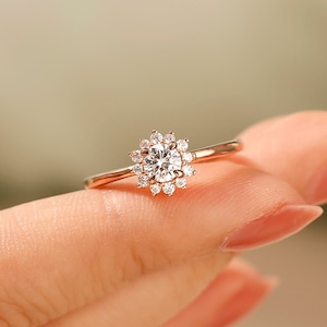 Round Moissanite Engagement Ring 14K Solid Gold Moissanite Ring Art Deco Halo Moissanite Wedding Ring Snowflake Bridal Ring Promise Ring