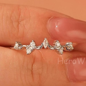 Anello nuziale con moissanite dal design unico, anello impilabile abbinato, anello nuziale con moissanite curva vintage, anello di promessa per anniversario, per donna, oro