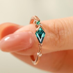Art deco kite cut lab emerald engagement ring 10k/14k solid gold accents emerald may birthstone promise bridal ring Unique ladies jewelry