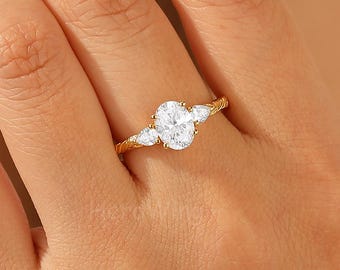 Nature Inspired 6x8mm 1.5CT Oval Moissanite Diamond Leaf Promise Ring Classic Twist & Twig Ring