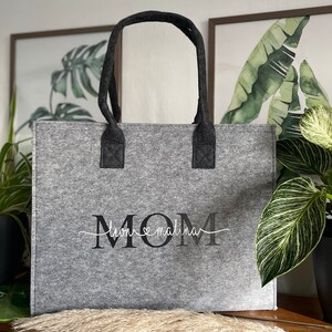 Personalisierter Shopper aus Filz MOM OMA MAMA mit Kindernamen Handtasche aus Filz Weihnachten Bild 3