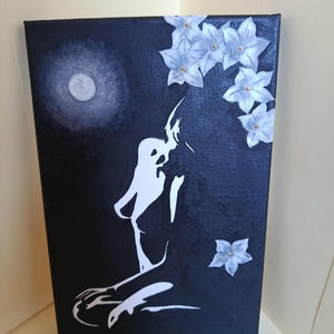 Dipinto acrilico "Dama della Notte – N.7" | Corpo femminile e fiori lunari | 30x20 cm su tela originale