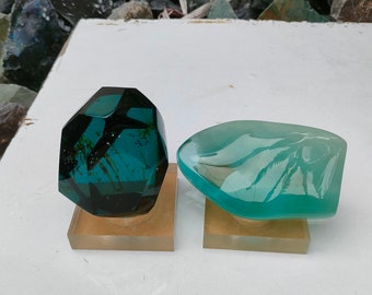 1.47kg(329B)2pcs "Special rare colours cutting and natural polished" of Andara Crystals Monatomic full polished Free 2pcs LED acrylic base