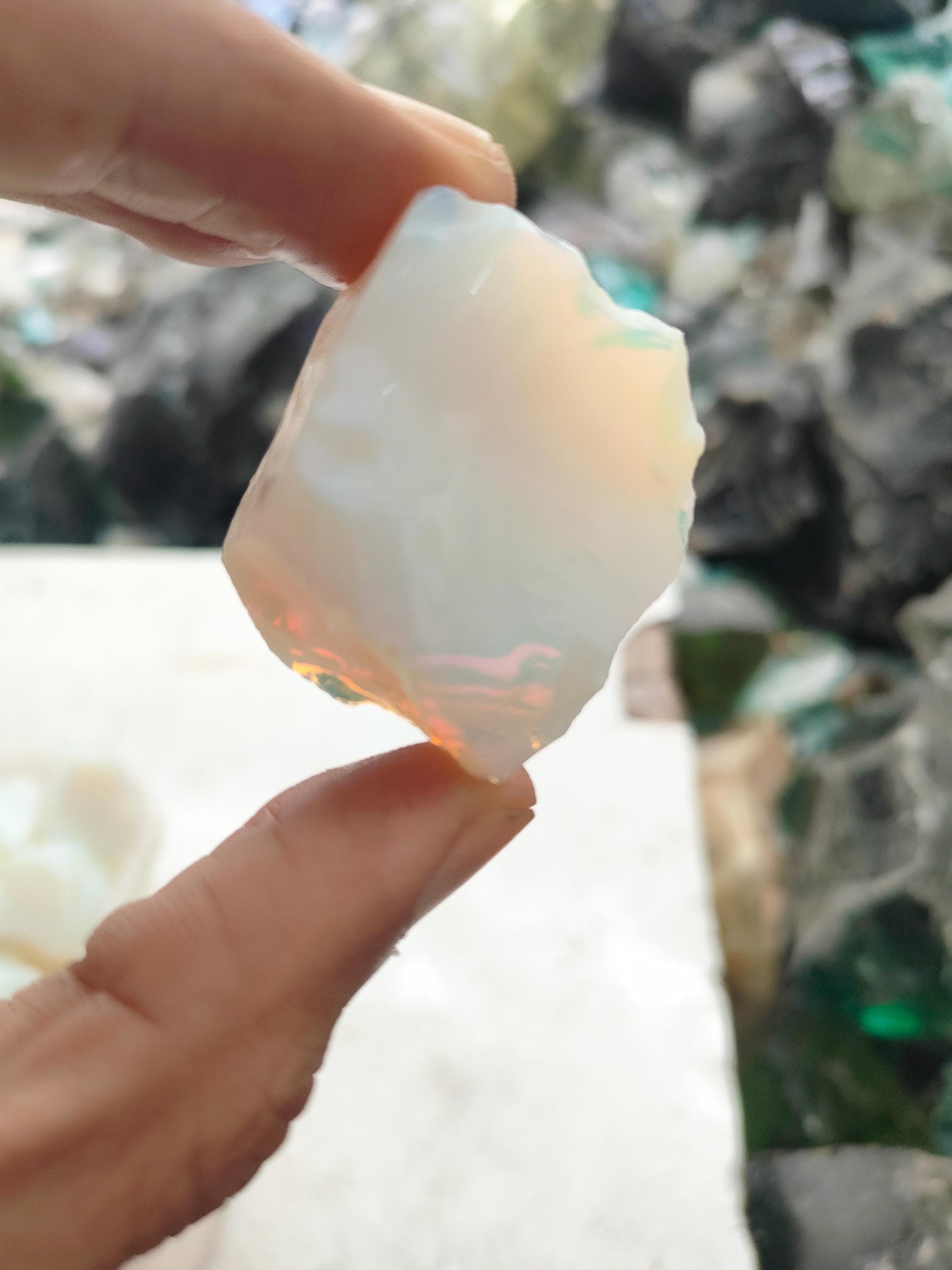 1.2kg(048)46個 アンダラクリスタルの驚くべき希少ピース「ホワイト