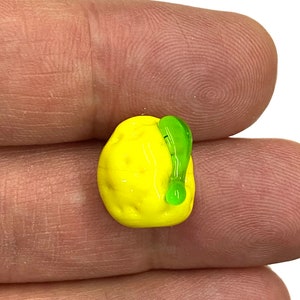 Lampwork Lemon Glass Beads: Murano Style, Handblown (13x15mm)