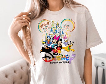 Camisa de vacaciones familiares 2023, camisa de ratón para mujer, camisa con orejas de ratón, camisa de viaje familiar Animal Kingdom Hakuna Matata