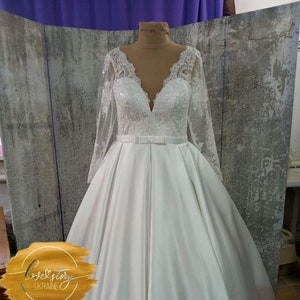 Bridal Gown with Long Sleeve, A-Line Wedding Dress, Bridal Gown, Romantic Minimalistic Bridal Dress,Open Back Bridal Gown,A-Line Bridal Gown