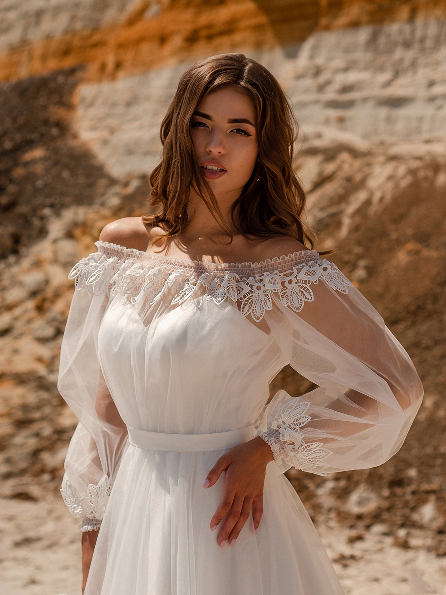 Strand-Hochzeitskleid mit langen Ärmeln A-Linie Brautkleid ...