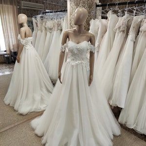 Individual ALine Wedding Dress,Modern Wedding Dress,Beach Wedding Dress,Off-the-Shoulder Wedding Dress,Light Wedding Dress,Tulle Bridal Gown