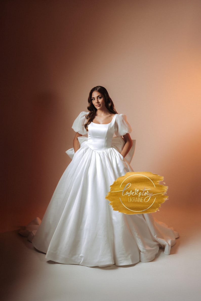 champagne gold prom dress Sparkly Flutter Sleeves A-line Formal 尺寸:10-12T Tony Hamawy Azalea - Alchetron, The