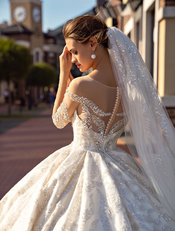 Plus Size Wedding Dress, Custom Design Wedding Dress, Built-in Corset.