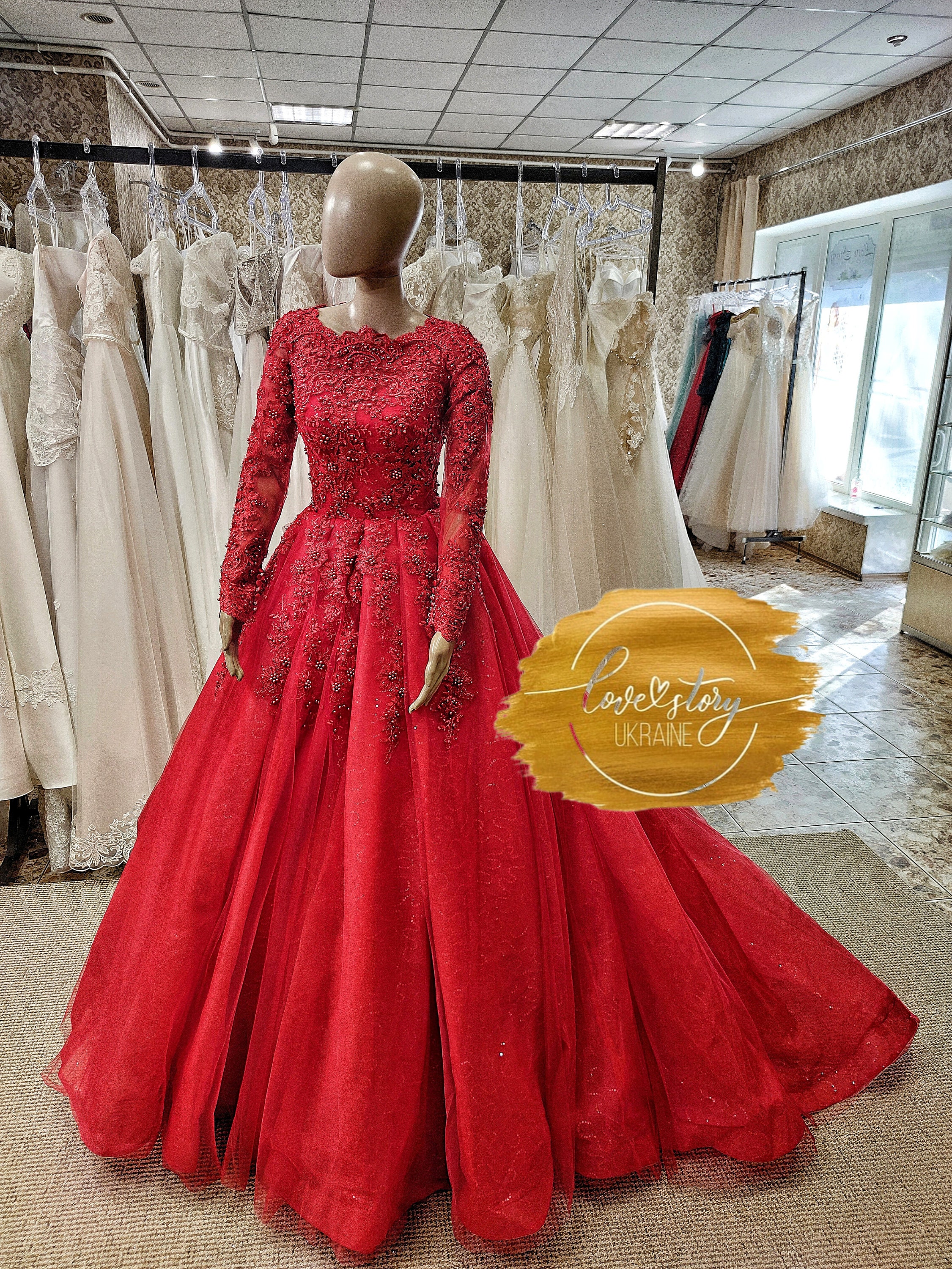 Red Bridal Gown,Emboidered Lace Wedding Dress,Ball Gown Lace Wedding Dress,Gorgeous Wedding Dress with Long Sleeves,Engagment Dress