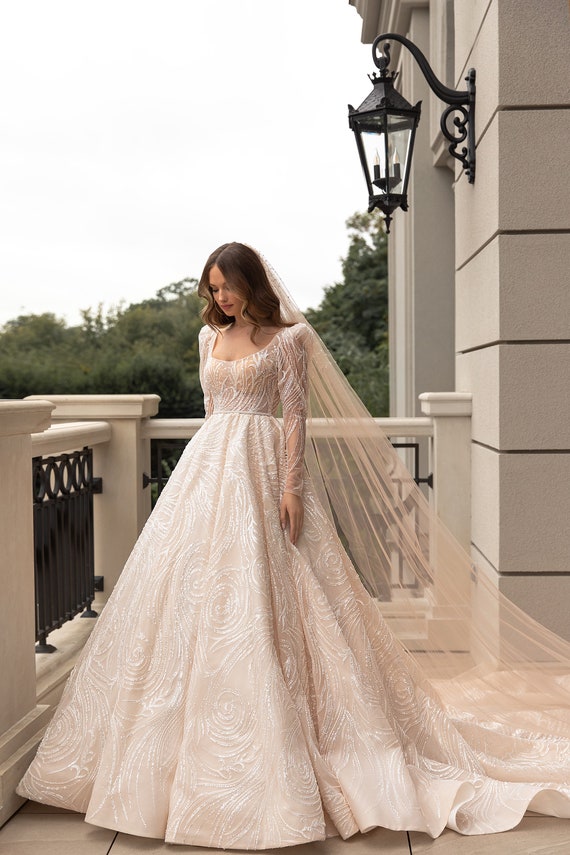 Long Sleeves Wedding Dress ball Gown Wedding Dress princess