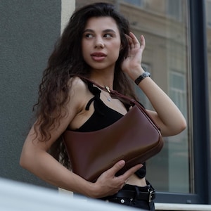 Baguette-Tasche, Handtasche, Abendtasche, Schultertasche, Ledertasche, Damentasche, Wochenendtasche, handgemachte Tasche