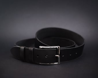 Handmade Men's Leather Belt - Italian Vegetable Tanned Leather with High-Quality Brass Buckle