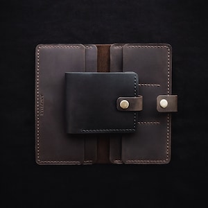 Cartera pequeña de cuero para hombre, hecha a mano, de dos pliegues, en negro y marrón, regalo de Navidad.