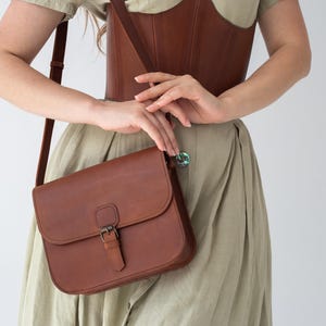 Sac à bandoulière en cuir marron, sac en cuir classique, sac à bandoulière réglable, sac à main en cuir marron, sac en cuir rustique, cadeau pour elle, cadeau pour femme