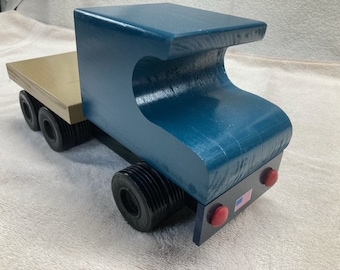 Old Fashion Farm Truck
