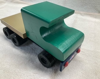 Old Fashion Farm Truck