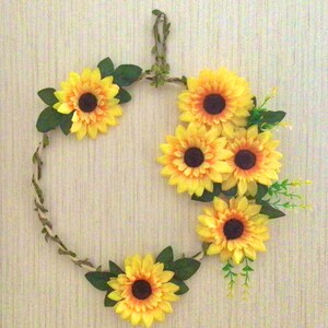 Sunflower hoop wall hanging, sunflower wreath, flower hoop wreath, sunflower decoration, home decor, gift for mother