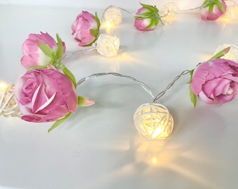 Dusky pink rose string light garland with rattan shades, bedroom lights, girl bedroom decor, flower lights, gift for teen girl