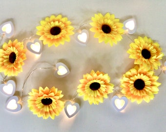 Sunflower and wooden hearts string lights garland, sunflower garland, string of hearts, white heart lights, sunflower decoration