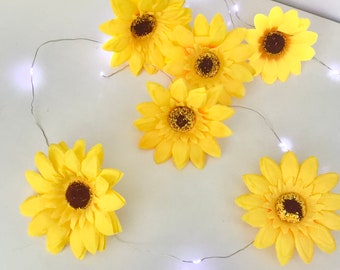 Guirlande de tournesols avec lumières, déco tournesol, guirlande printanière, déco chambre de fille, tournesol artificiel, déco tournesol