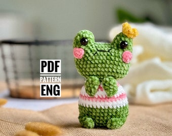 Frog in love Amigurumi PDF Pattern, Princess frog