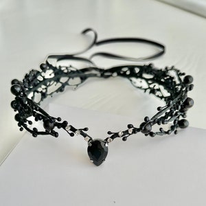 Black elven crown, Black twig crown, Black tiara, Gothic crown, Goth bridal tiara, Dark fairy tiara, Dark elf crown, Black witch crown