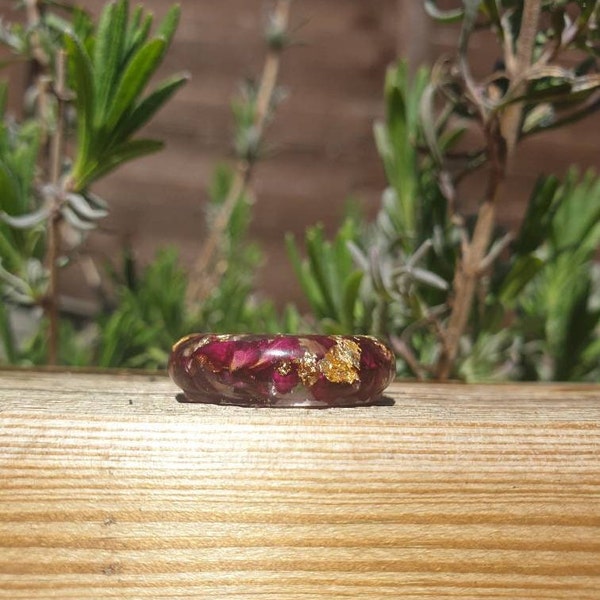 Botanical Ring | Motherly Love Ring | Real Flower Jewellery | Dried Flower Resin Ring | Keepsake Ring | Carnation Ring