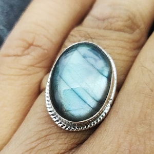 Beautiful Natural Labradorite Ring, Labradorite Silver Ring, Women Ring, Gemstone Ring, Sterling Silver Ring,